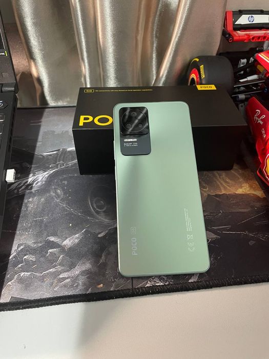 смартфон Poco f4