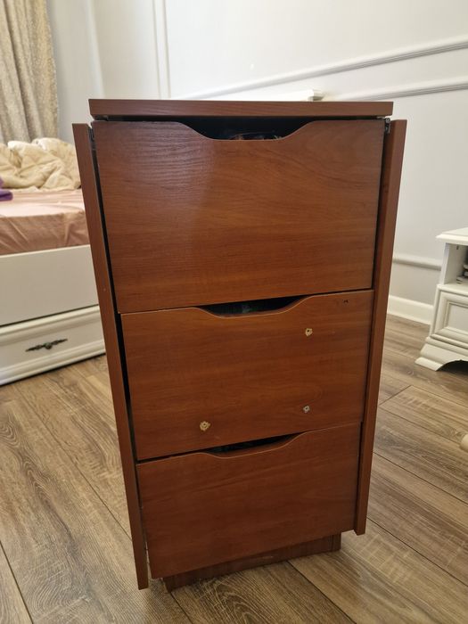 Раскладной стол-тумба