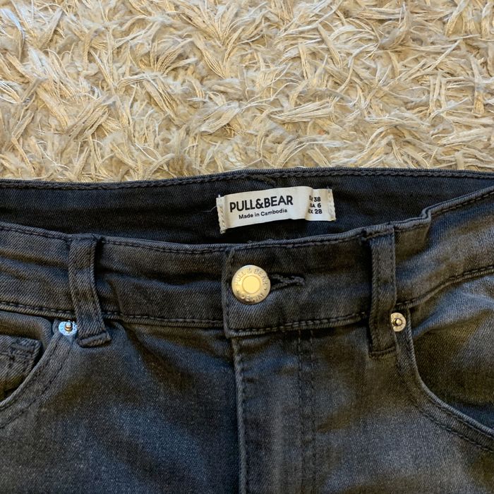 Blugi Pull&Bear marimea 38