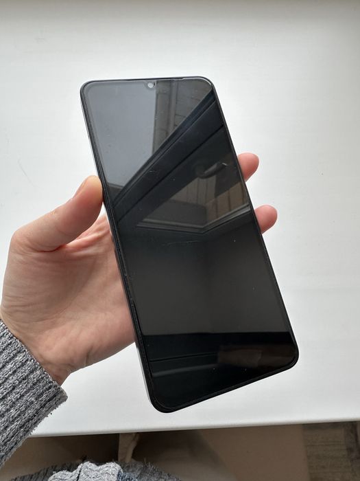 Продам телефон Самсунг А075 128 гб.