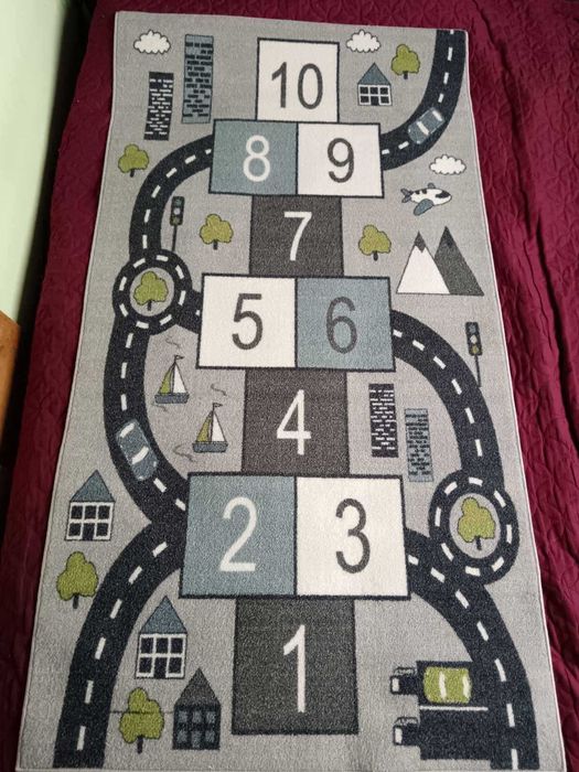 Постелка -баня.Килим букви,цифри,фигури.Възглавница Гепард.Килим Тигър