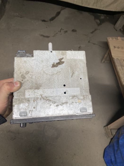 Оригинальный Магнитафон БМВ Е34