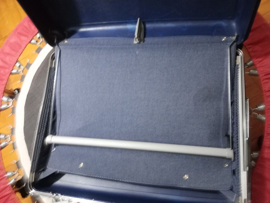 Samsonite куфар, здрав