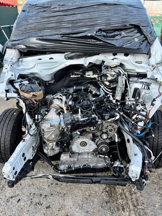 Dezmembrez Mercedes Vito 2024 Motor 2.0 km 40000 locuri