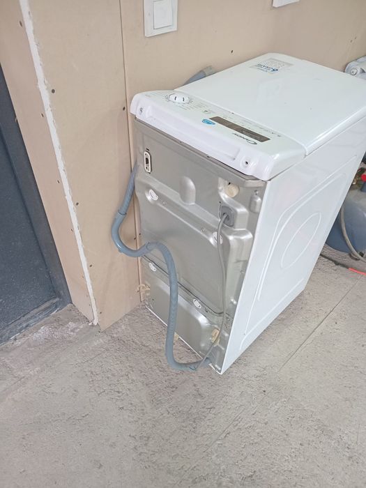 Продам стиральную машинку