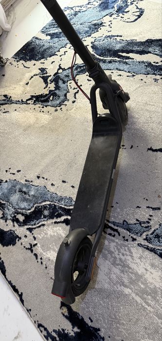 Trotineta navee v50i pro