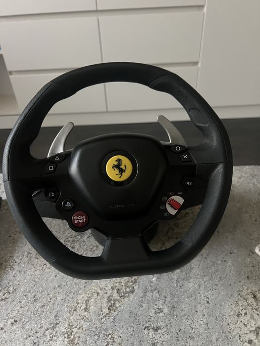 Волан и педали Thurustmaster T80 FERRARI