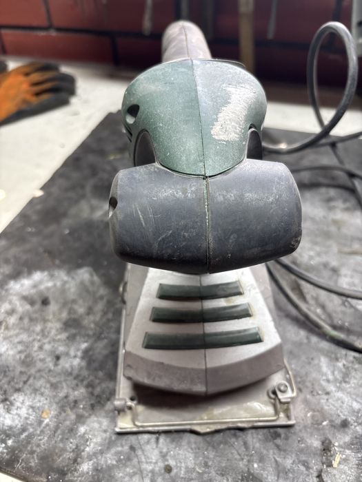 Продам шлифмашинку ВШМ