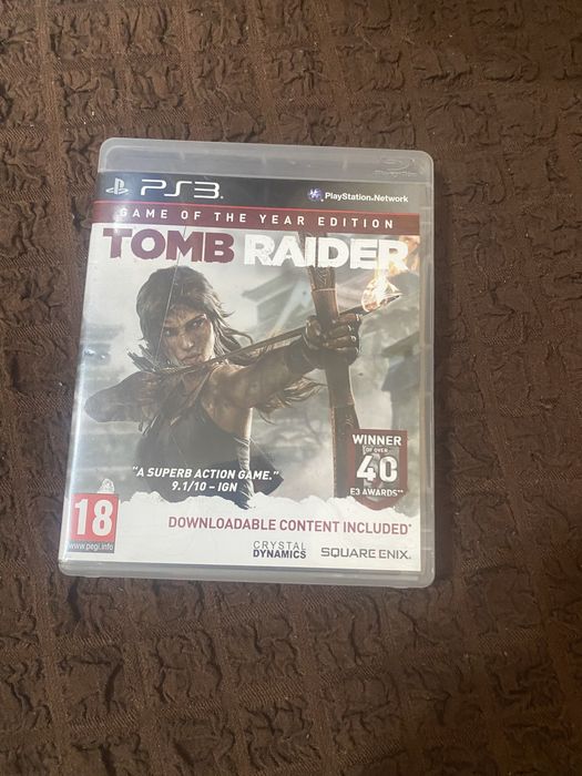 Здравейте! Продават се 7 игри за playstation 3 и 2 оригинални джоистика!