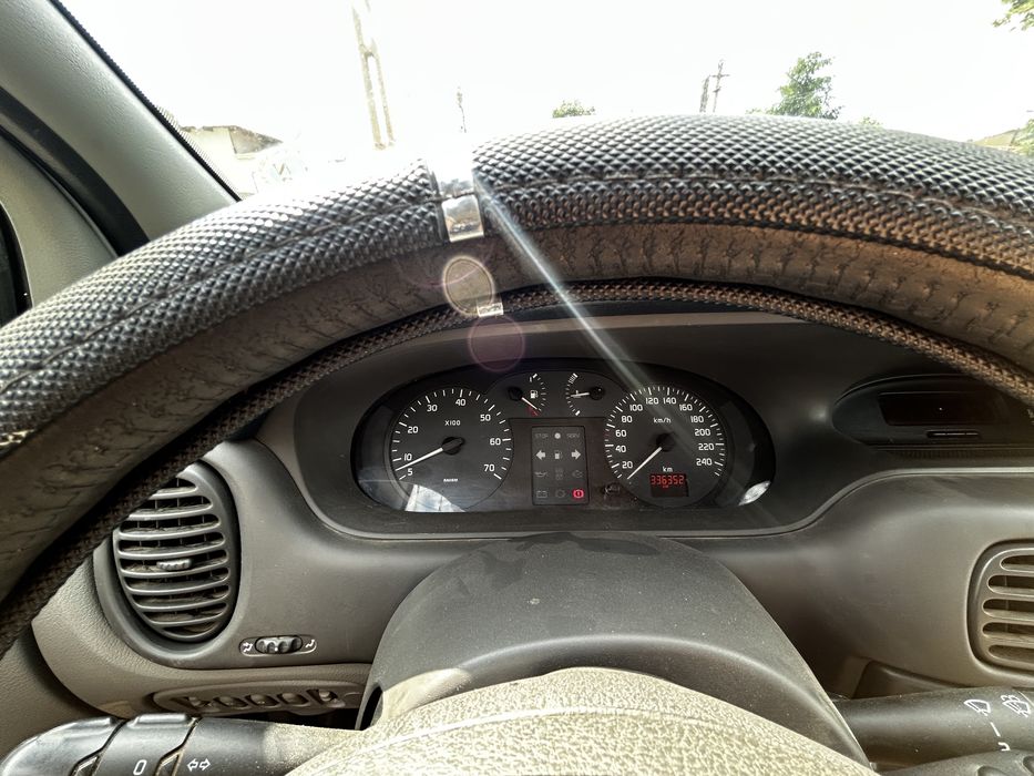 RENAULT Scenic 2000