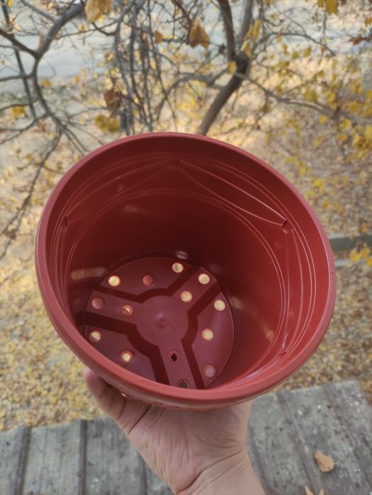 горшки для цветов и растений