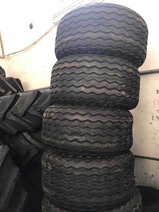 400/60-15.5 anvelope remorca baloti tubeless camera de aer jante 13x15.3 implement avem mai multe modele si ply 16 18 20 22