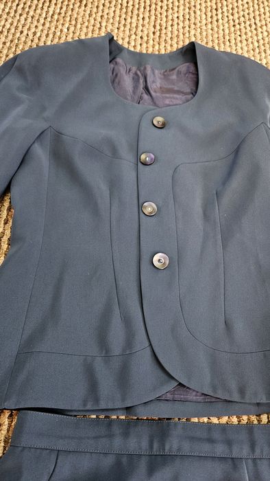 Costum de damă,  fustă și sacou