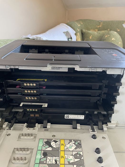 Samsung CLP-365W Color Laser Printer - за ремонт или части