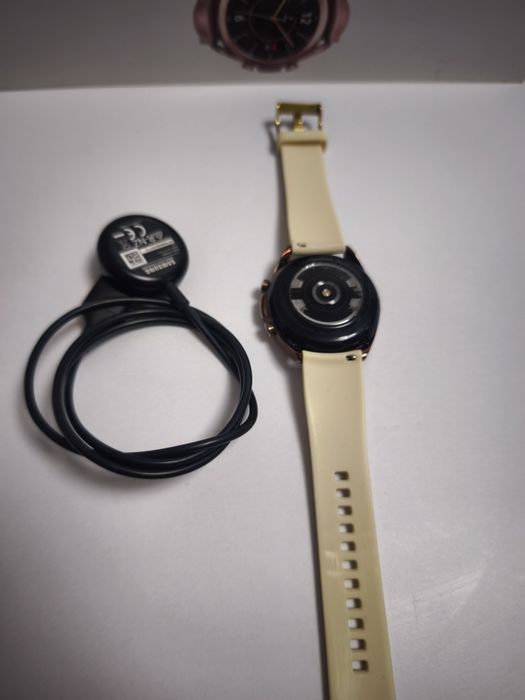 Часовник Samsung galaxy watch 3 и HUAWEI WATCH GT 2