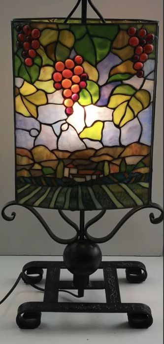 Lampa Tiffany model deosebit, unicat
