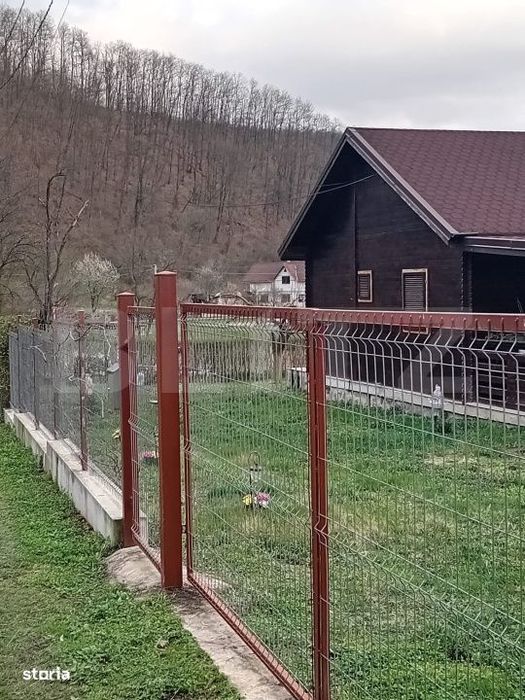 Cabana + teren generos, 60 mp utili, 30 km de Deva - Boz