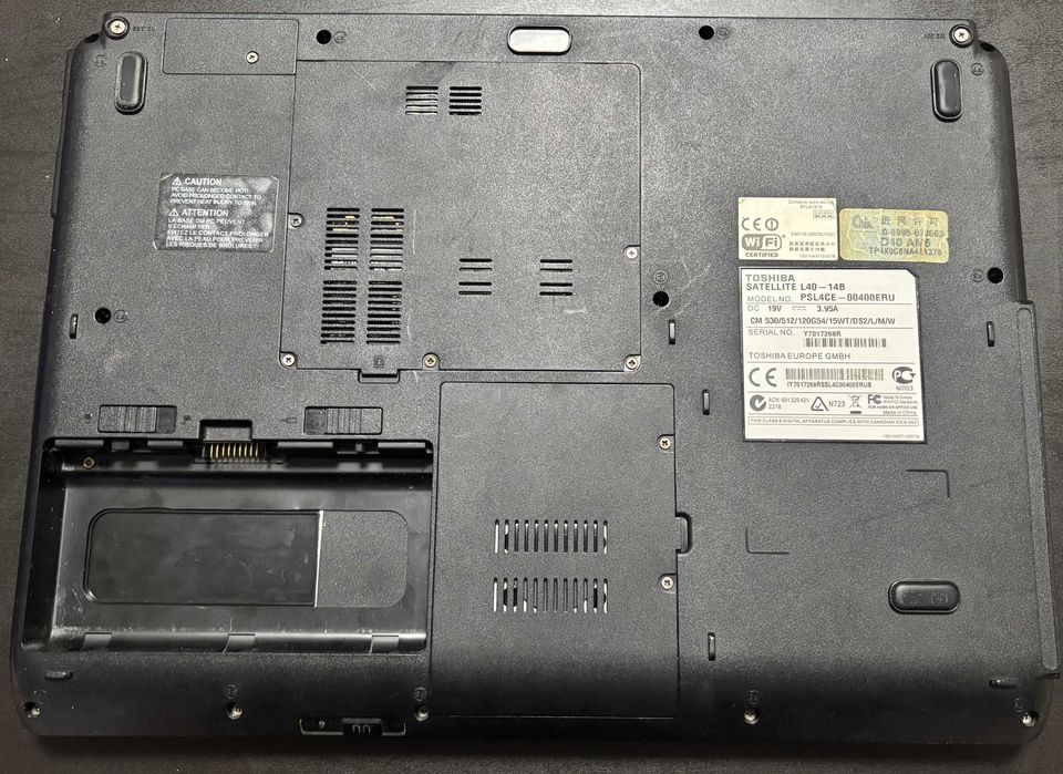 Лаптопи (Lenovo, Toshiba) и Ipad Air