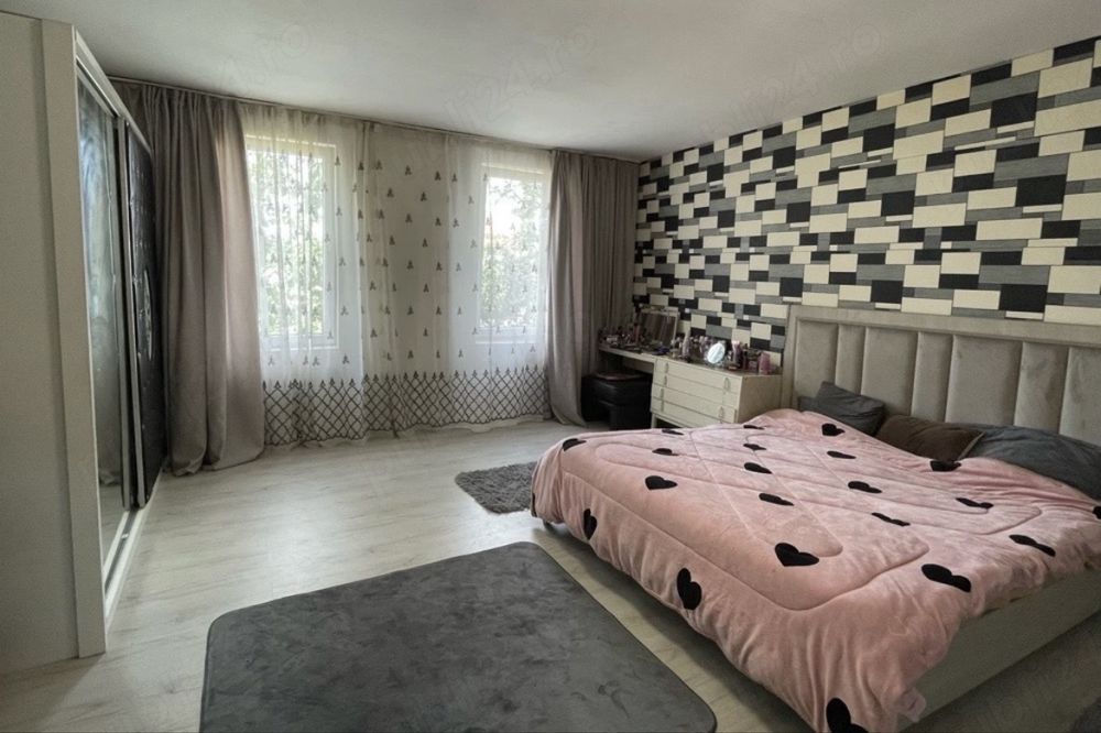 Casă De Vânzare Bencecu de Sus