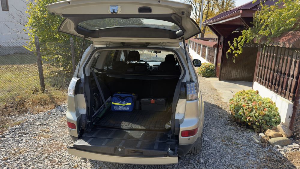 Продавам Mitsubishi Outlander 2008г