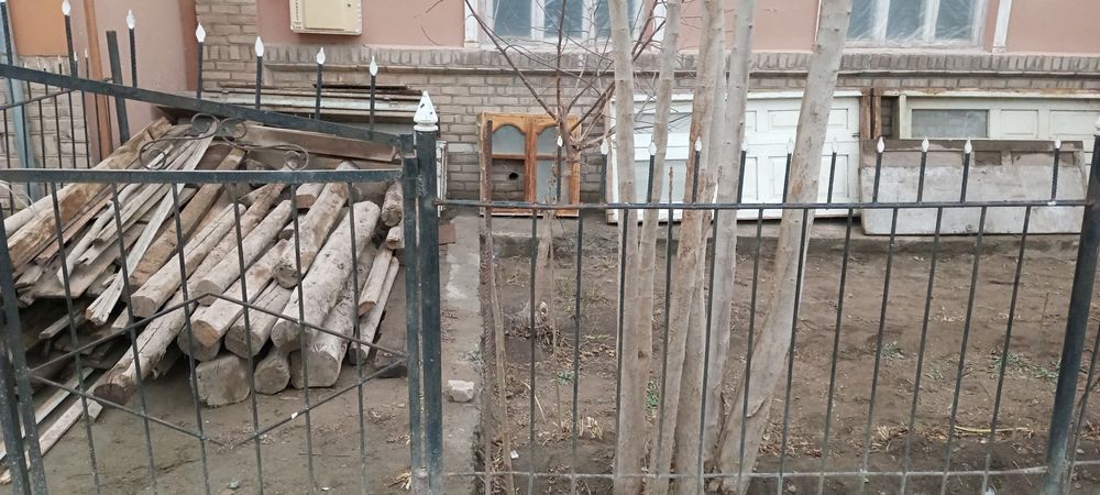 Xar xil eshik va taxta yağochlar sotiladi urganchda