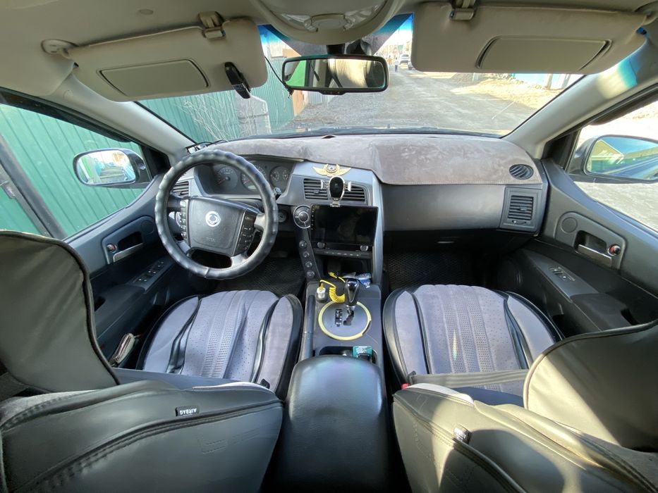 Продам машину Ssang young kyron 2014