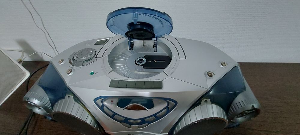 Vand radiocasetofon/CD player