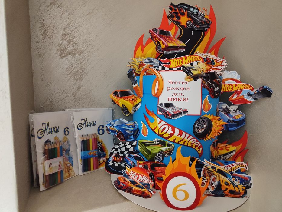 Торта с картинки или персонализирани книжки за оцветяване 30 деца