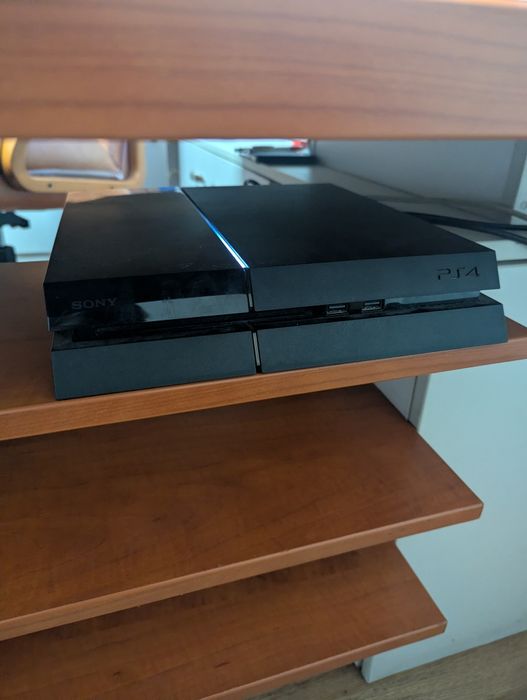 PS4 modat versiune soft 11.00 cu GoldHEN