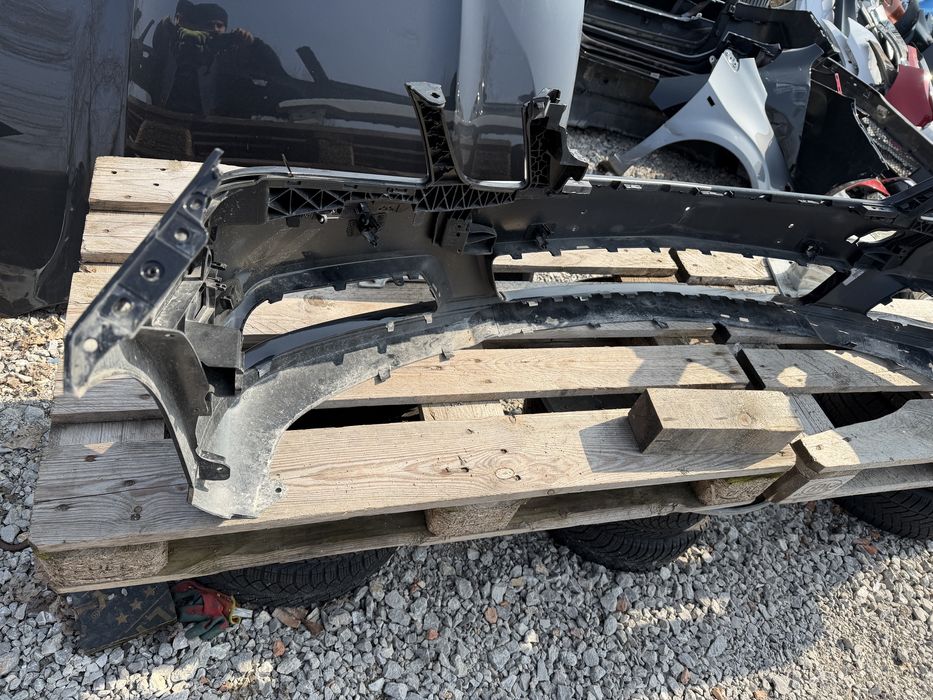 Броня Mercedes E Class 2009 год.-