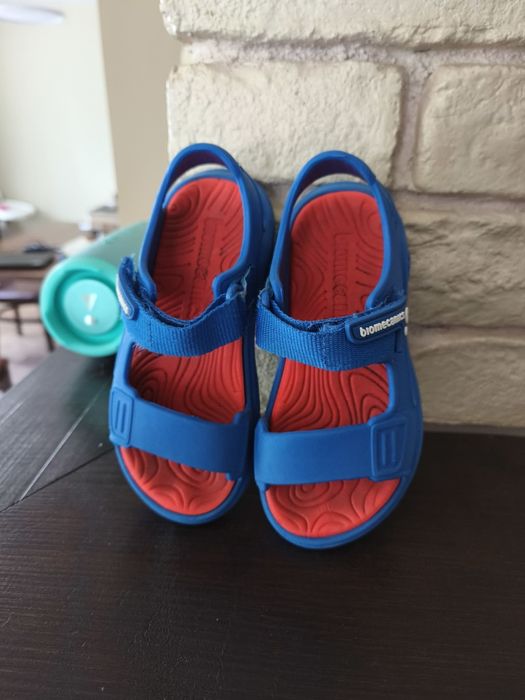 Чехли CROCS  и сандали Biomecanics