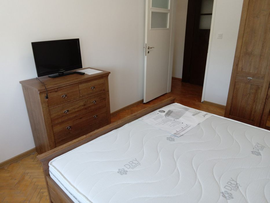 Дава се под наем Двустаен апартамент в Пловдив, Център - 50 кв.м за 433.5 € - Снимка #5