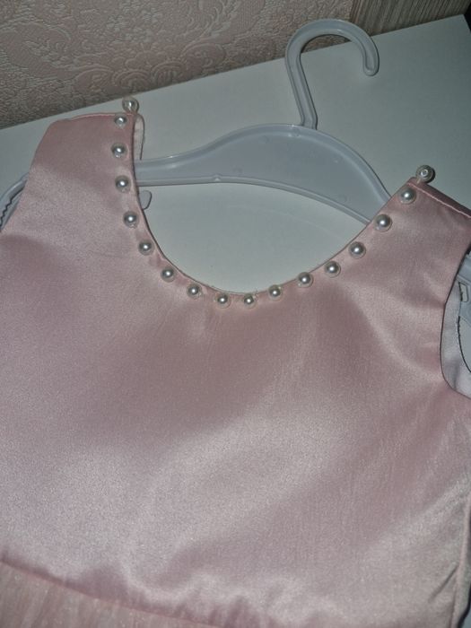 Продам платье на девочку