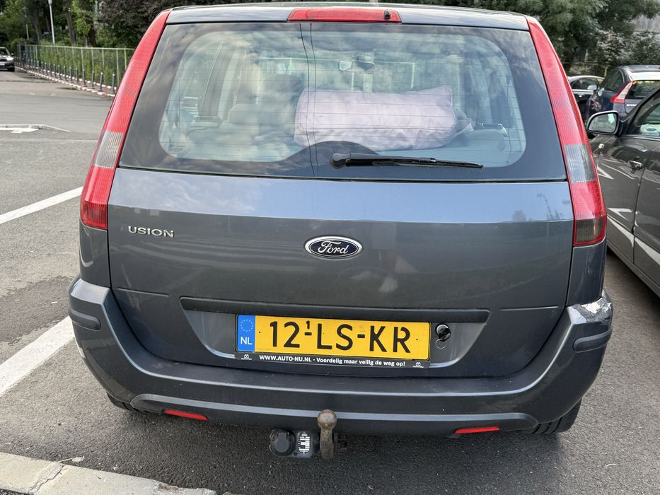 Ford fusion atomata variante auto telefoane scuter