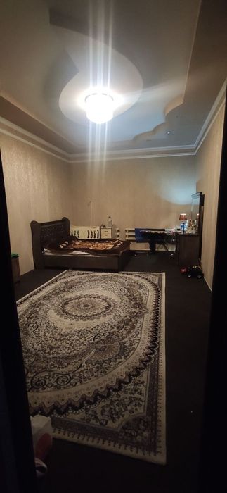 Bektemir vodnikda 8 xonali uy 185.000$ srochna sotiladi