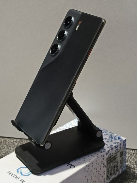 Tecno Camon 40 Pro