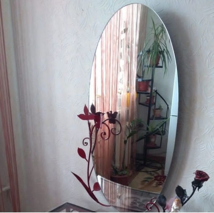 Кованные дамский столик