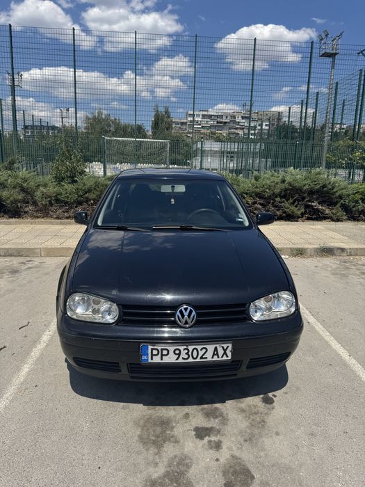VW Golf 4 – 2.0, Автомат, Газ/Бензин – 1999 г.