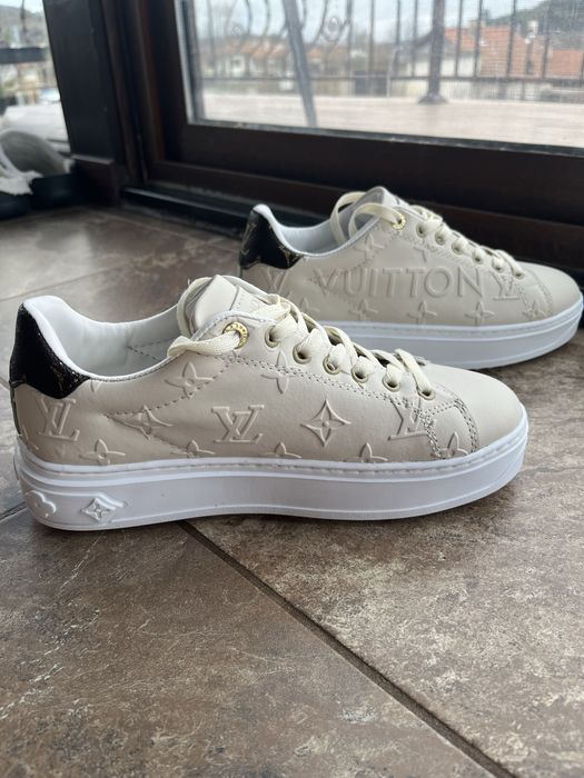 Кецове - Louis Vuitton Time Out.