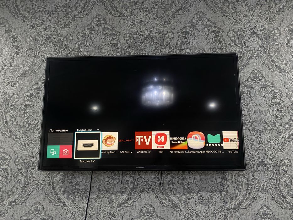 Телевизор samsung