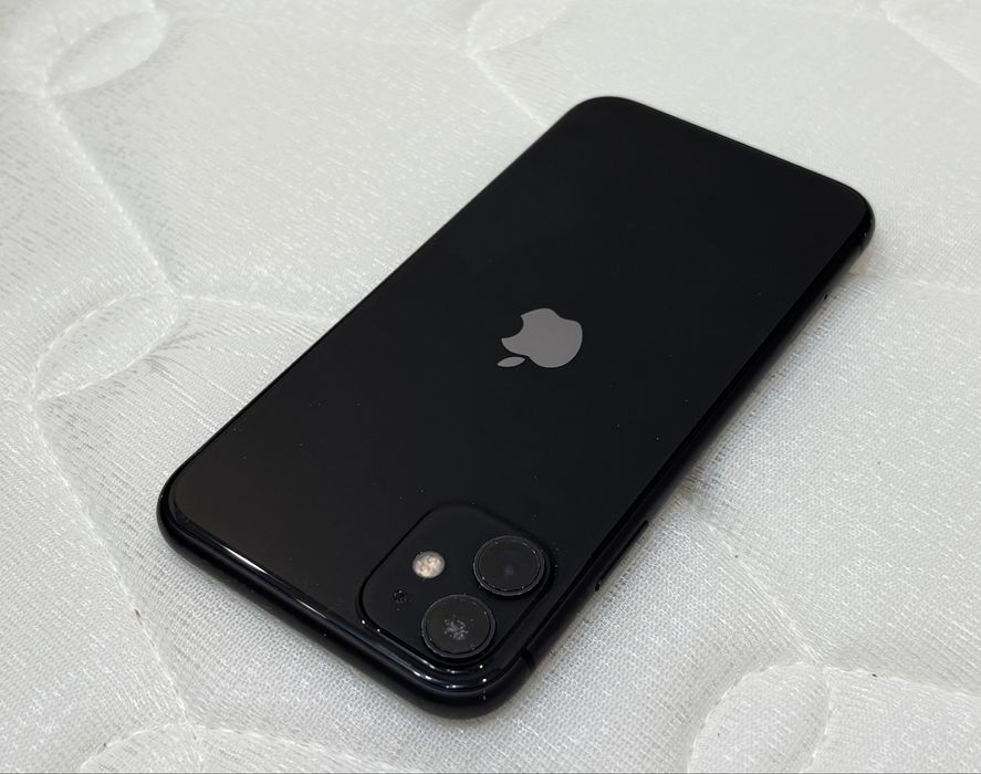 Продаю iPhone 11