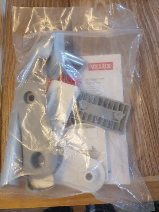 Maner fereastra mansarda