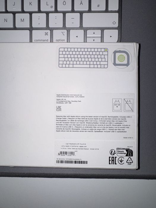 Vand tastatură Magic Keyboard Touch ID