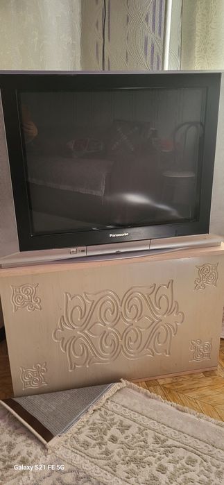 Продам телевизор