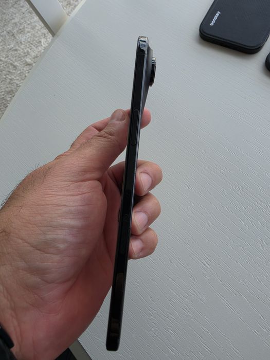 Vând iPhone 17 air 256gb