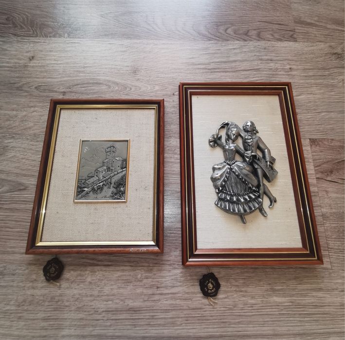 Антикварни колекционерски картини барелеф калай авторски подписан 2бр.