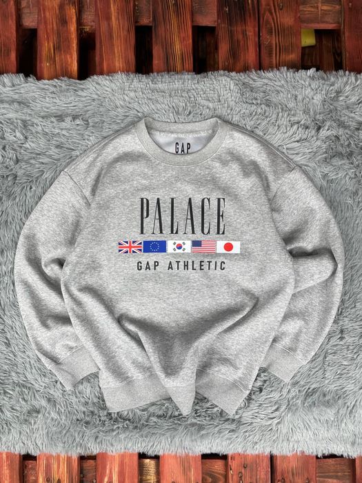 Продаю Серый Свитшот Palace x GAP Athletic (Premium Quality)