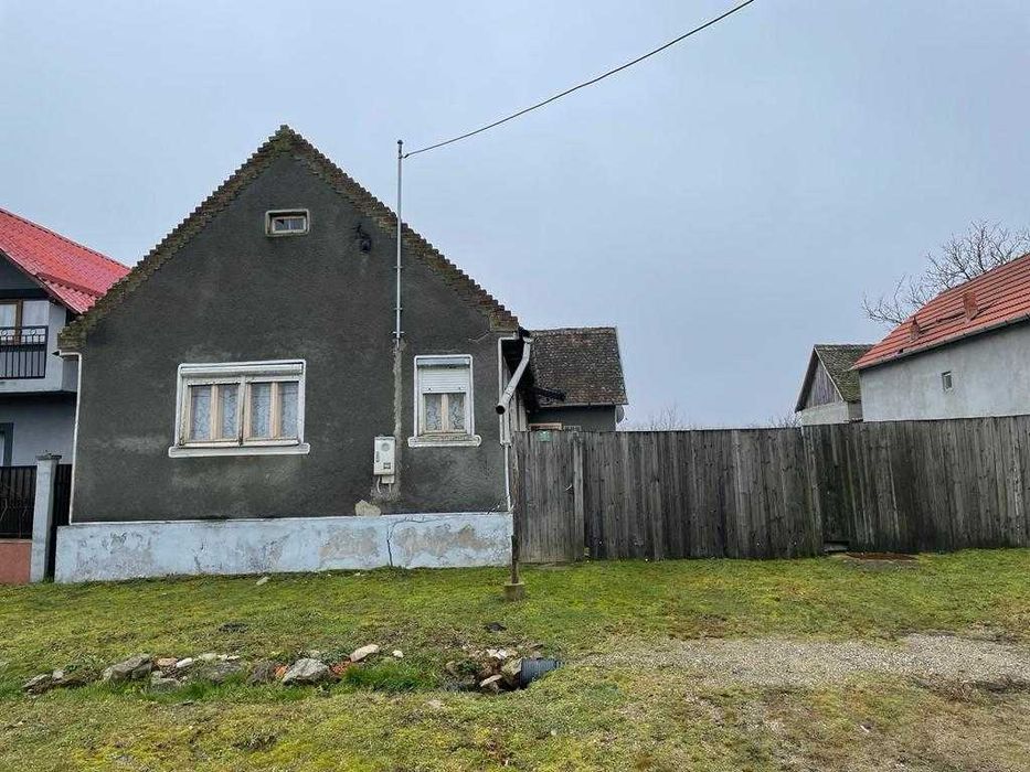 Vand casa in localitatea Dud com Târnova, jud Arad