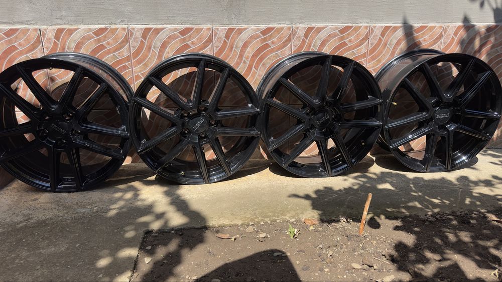 Jante aliaj Anzio Split R18