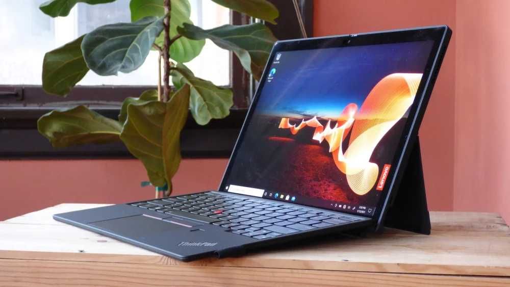 Нов Lenovo ThinkPad X12 таблет-лаптоп